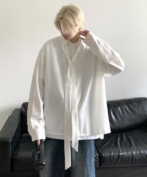 FVLMEN(フルメン)の「【FVLMEN】ribbon tie design longsleeve shirt/リボン タイ付 デザイン ロングスリーブ シャツ(シャツ/ブラウス・メンズ・ホワイト/ブラック・MEDIUM/LARGE/X-LARGE)」の10枚目の写真