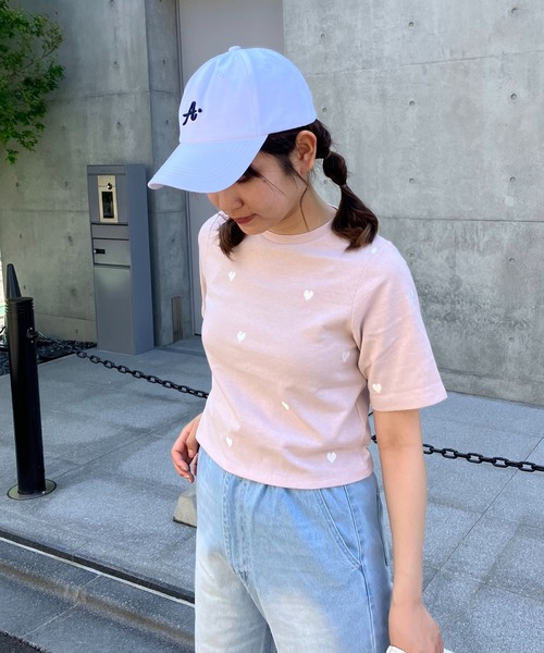 AS KNOW AS plus（アズノゥアズプラス）の「◎ちりばめ刺繍アソートTシャツ（Tシャツ/カットソー・レディース・ピンク系/ホワイト系その他/ホワイト系/ブラック系その他/ホワイト系1/ピンク系1/サックスブルー系1・FREE）」の18枚目の写真