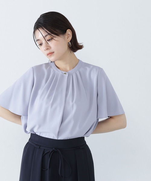 NATURAL BEAUTY BASIC(ナチュラルビューティーベーシック)の「◇フロントタックフレアスリーブブラウス(シャツ/ブラウス・レディース・ブルー/オフホワイト/チャコールグレー・MEDIUM/SMALL)」の3枚目の写真