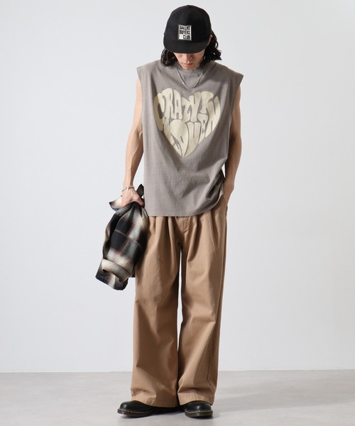 FUNALIVE（ファンアライブ）の「天竺 ﾋﾟｸﾞﾒﾝﾄ ﾌﾟﾘﾝﾄﾉｰｽﾘｰﾌﾞ（タンクトップ・メンズ・ブラック系2/ブラック系1/ブラウン系3/ブラウン系2/ブラウン系1/ブラック系3・XL/L/M）」の8枚目の写真