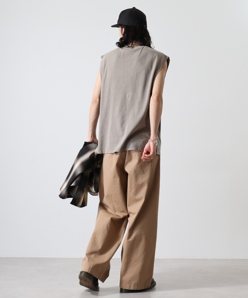 FUNALIVE（ファンアライブ）の「天竺 ﾋﾟｸﾞﾒﾝﾄ ﾌﾟﾘﾝﾄﾉｰｽﾘｰﾌﾞ（タンクトップ・メンズ・ブラック系2/ブラック系1/ブラウン系3/ブラウン系2/ブラウン系1/ブラック系3・XL/L/M）」の9枚目の写真