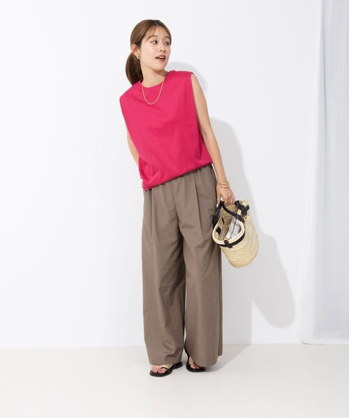 NOLLEY’S（ノーリーズ）の「タックノースリーブプルオーバーカットソー（Tシャツ/カットソー・レディース・ホワイト/ピンク/ブルー/ベージュ/ブラック・38/36）」の16枚目の写真