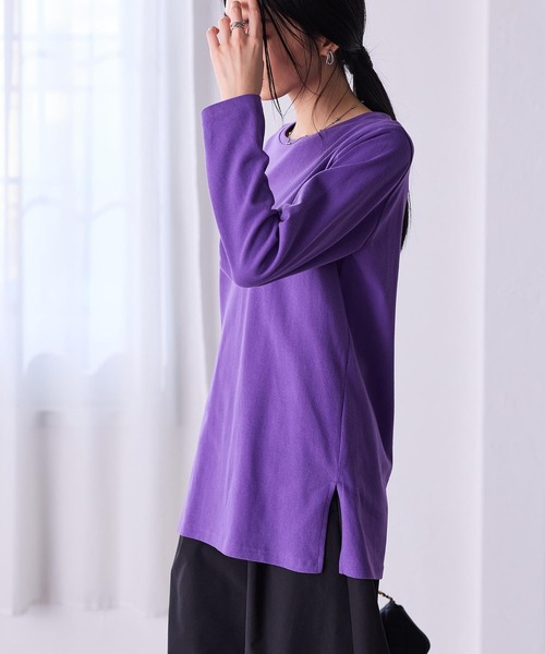 RANAN（ラナン）の「[サスティナブル/吸湿発熱]綿100%裾スリットロンT　プルオーバー（Tシャツ/カットソー・レディース・ブラック/オフホワイト/ライトグレー/グリーン/パープル/イエロー・M/L/LL）」の7枚目の写真