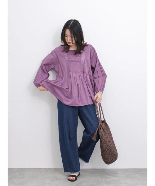 Samansa Mos2 blue(サマンサモスモスブルー)の「【Made in India】レースピンタックブラウス(シャツ/ブラウス・レディース・パープル/チャコールグレー/オフホワイト・F)」の19枚目の写真