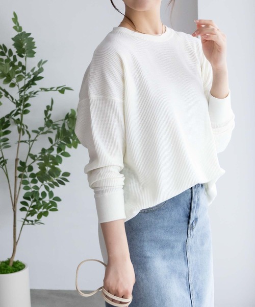 NAVY(ネイビー)の「NAVY ワッフルロンT 長袖(Tシャツ/カットソー・レディース・杢グレー/オフホワイト/スミクロ/オリーブ・フリー)」の9枚目の写真