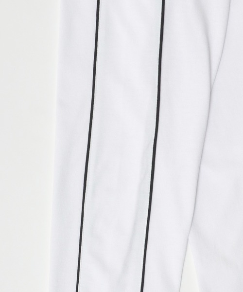 CONVERSE(コンバース)の「CONVERSE/コンバース ワンポイントロゴ 袖/バックプリント ラグラン ロンT 長袖 レディース メンズ(Tシャツ/カットソー・レディース・ブラック系その他/ブラック/ホワイト/ホワイト系その他・M/L/LL)」の17枚目の写真