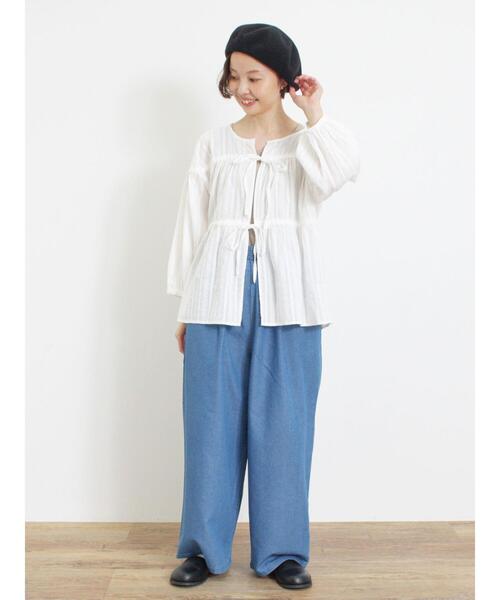 Samansa Mos2（サマンサ モスモス）の「◎リボンフレアブラウス（シャツ/ブラウス・レディース・チャコールグレー/ブラウン/ブルー/オフホワイト・F）」の9枚目の写真