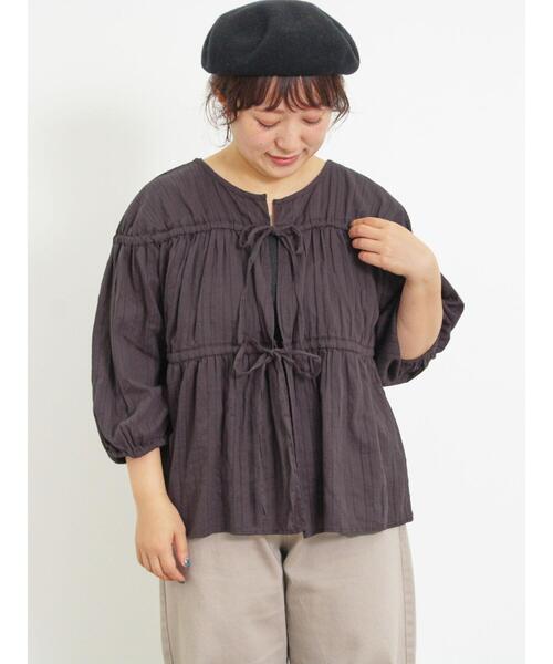 Samansa Mos2（サマンサ モスモス）の「◎リボンフレアブラウス（シャツ/ブラウス・レディース・チャコールグレー/ブラウン/ブルー/オフホワイト・F）」の19枚目の写真