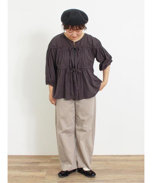 Samansa Mos2（サマンサ モスモス）の「◎リボンフレアブラウス（シャツ/ブラウス・レディース・チャコールグレー/ブラウン/ブルー/オフホワイト・F）」の21枚目の写真