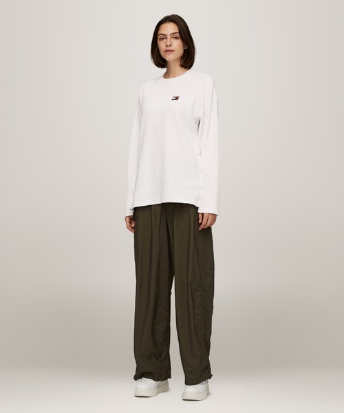TOMMY HILFIGER(トミーヒルフィガー)の「ワッフルサイドスリットTシャツ(Tシャツ/カットソー・レディース・ホワイト/ブラック・X-SMALL/SMALL/MEDIUM)」の11枚目の写真