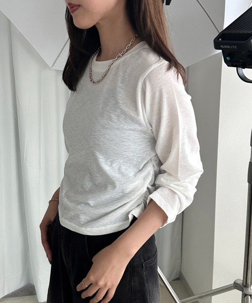 apres jour mignon（アプレジュールミニョン）の「サイドシャーリングシアートップス【ZOZOTOWN限定アイテム】（Tシャツ/カットソー・レディース・チャコールグレー/ブラック/ダークブラウン/オフホワイト/ボルドー・X-LARGE/フリー）」の11枚目の写真
