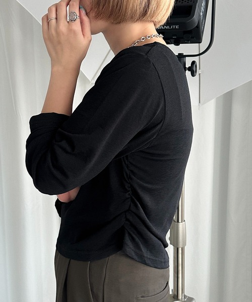 apres jour mignon（アプレジュールミニョン）の「サイドシャーリングシアートップス【ZOZOTOWN限定アイテム】（Tシャツ/カットソー・レディース・チャコールグレー/ブラック/ダークブラウン/オフホワイト/ボルドー・X-LARGE/フリー）」の16枚目の写真