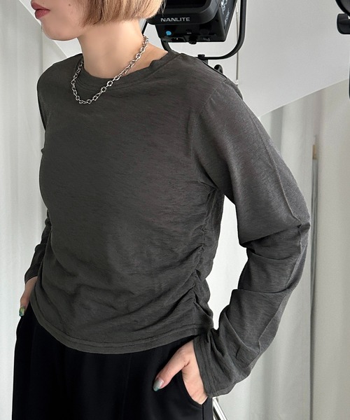 apres jour mignon（アプレジュールミニョン）の「サイドシャーリングシアートップス【ZOZOTOWN限定アイテム】（Tシャツ/カットソー・レディース・チャコールグレー/ブラック/ダークブラウン/オフホワイト/ボルドー・X-LARGE/フリー）」の21枚目の写真