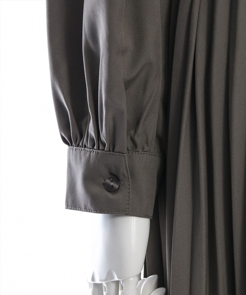 clear（クリア）の「ウエスト切替消シプリーツ長袖ロングワンピース [1着でコーデが完成 大人 フェミニン]≪再入荷≫（ワンピース・レディース・カーキ/ダークブラウン/ライトグレー・F）」の7枚目の写真