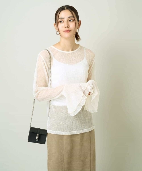 a.v.v（アーヴェヴェ）の「ベルスリーブドットチュールトップス（Tシャツ/カットソー・レディース・アイボリー/ブラック・36/40/38）」の18枚目の写真