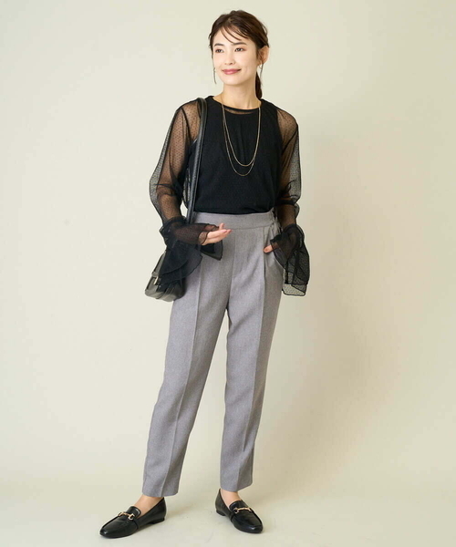 a.v.v（アーヴェヴェ）の「ベルスリーブドットチュールトップス（Tシャツ/カットソー・レディース・アイボリー/ブラック・36/40/38）」の4枚目の写真