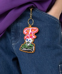 RNA（アールエヌエー）の「E5049 Ｒリーゼントチャーム（キーホルダー）」