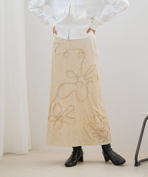 U.Family♡shop様 セール】コードシシュウベロアスカート 151432（スカート