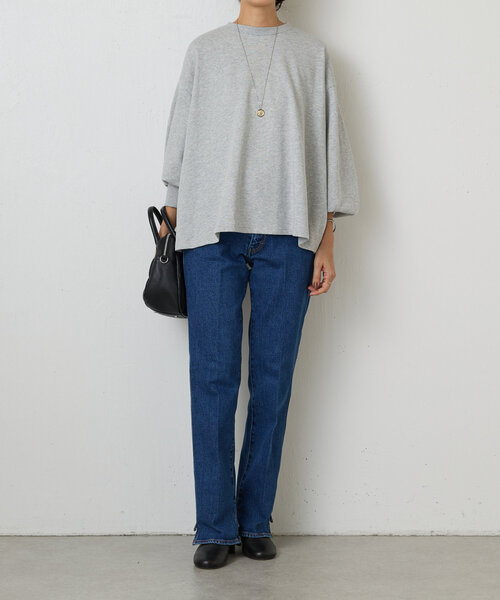 BEARDSLEY（ビアズリー）の「うしろフリルトレーナー（Tシャツ