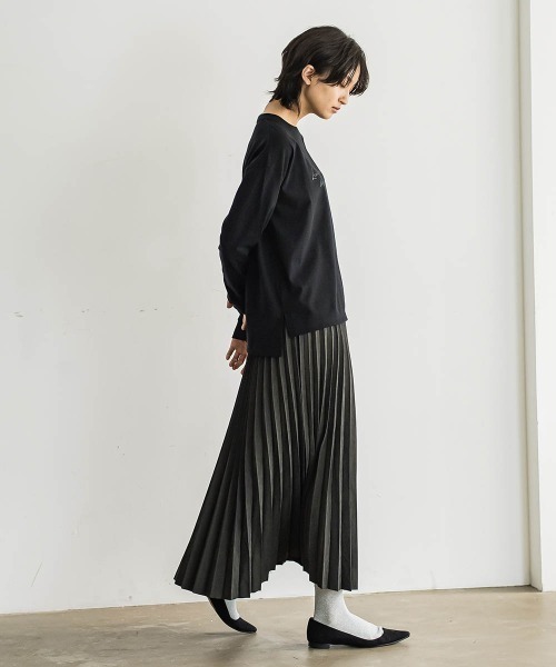 MAYSON GREY（メイソングレイ）の「スウェードタッチアコーディオンプリーツスカート（スカート・レディース・オレンジ/ブラウン/チャコールグレー/オフホワイト/ブルー・M）」の20枚目の写真