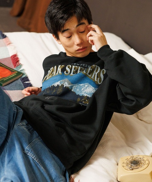 niko and...（ニコアンド）の「アソートレトロBIGプリントプルオーバー（スウェット・メンズ・オフホワイト/ブルー/グレー/ブラック/マスタード/ホワイト・LARGE/MEDIUM）」の18枚目の写真