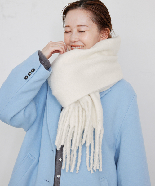 SLOBE IENA（スローブイエナ）の「SLOBE IENA エアリーカラーストール（マフラー・レディース・スカイブルー/ホワイト/ピンク/キャメル・FREE）」の8枚目の写真