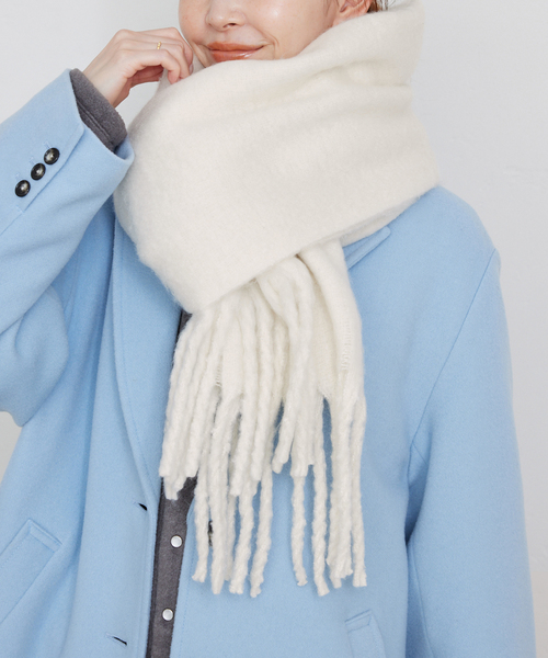 SLOBE IENA（スローブイエナ）の「SLOBE IENA エアリーカラーストール（マフラー・レディース・スカイブルー/ホワイト/ピンク/キャメル・FREE）」の10枚目の写真