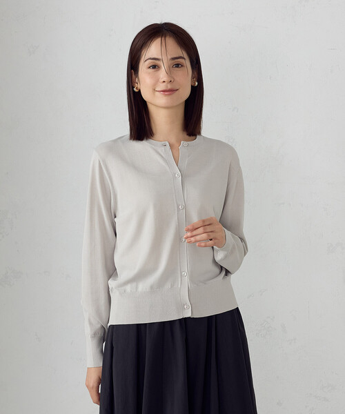 COMME CA ISM（コムサイズム）の「【ウォッシャブル】UVカット ベーシック クルーネックカーディガン（カーディガン/ボレロ・レディース・ネイビー/ミント/ライトグレー/ブラック・MEDIUM/LARGE）」の3枚目の写真