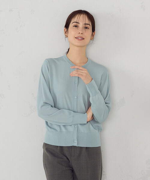 COMME CA ISM（コムサイズム）の「【ウォッシャブル】UVカット ベーシック クルーネックカーディガン（カーディガン/ボレロ・レディース・ネイビー/ミント/ライトグレー/ブラック・MEDIUM/LARGE）」の4枚目の写真