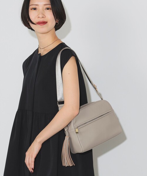 BEAMS HEART（ビームスハート）の「【オンオフ兼用】フリンジ ショルダーバッグ（ショルダーバッグ・レディース・オフホワイト/ブラック/ベージュ・ONE SIZE）」の18枚目の写真