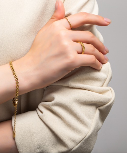 kirakiraShop(キラキラショップ)の「スタッズ リング(リング・レディース・シルバー/ゴールド・6号/7号/8号/#1/#3/#2)」の3枚目の写真