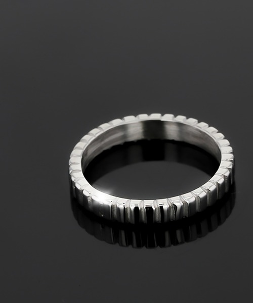 kirakiraShop(キラキラショップ)の「スタッズ リング(リング・レディース・シルバー/ゴールド・6号/7号/8号/#1/#3/#2)」の5枚目の写真