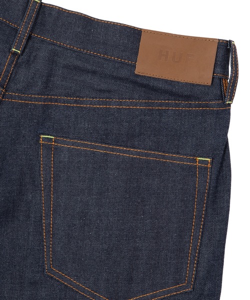 HUF(ハフ)の「CLASSIC DENIM PANT / HUF ハフ デニムパンツ(デニムパンツ・メンズ・ブラック/インディゴブルー/ノンウォッシュ・36inch/34inch/32inch/30inch/28inch)」の12枚目の写真