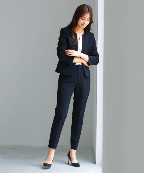 WHITE JOOLA（ホワイトジョーラ）の「オフィスもフォーマルも軽キレイ 【 洗濯機で洗える 】 杢調テーパードパンツ（その他パンツ・レディース・ネイビー/オフホワイト/ライトベージュ・S/M/L）」の19枚目の写真