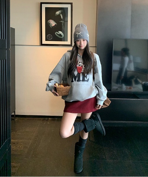 gossip！ロサンゼルス（ゴシップロサンゼルス）の「フード スウェット パーカー Y2K（パーカー・レディース・グレー/オフホワイト/ブラック・FREE）」の7枚目の写真