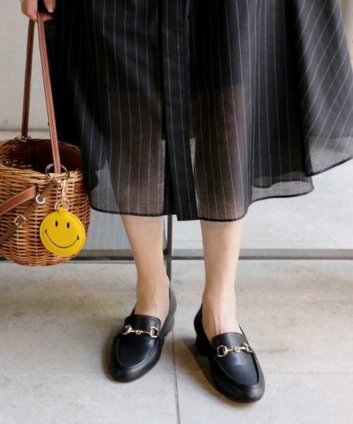 Fin（フィン）の「ゴールドビットローファー【低反発スポンジ入り】（ローファー・レディース・アイボリー/ベージュ/ブラック・22.5cm/23cm/23.5cm/24cm/24.5cm/25cm）」の9枚目の写真