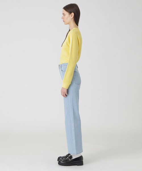 BLUE LABEL CRESTBRIDGE(ブルーレーベルクレストブリッジ)の「ストレッチデニムフレアパンツ(デニムパンツ・レディース・ブルー系その他4/ブルー・34/36/40/38)」の8枚目の写真