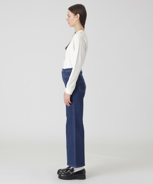 BLUE LABEL CRESTBRIDGE(ブルーレーベルクレストブリッジ)の「ストレッチデニムフレアパンツ(デニムパンツ・レディース・ブルー系その他4/ブルー・34/36/40/38)」の16枚目の写真