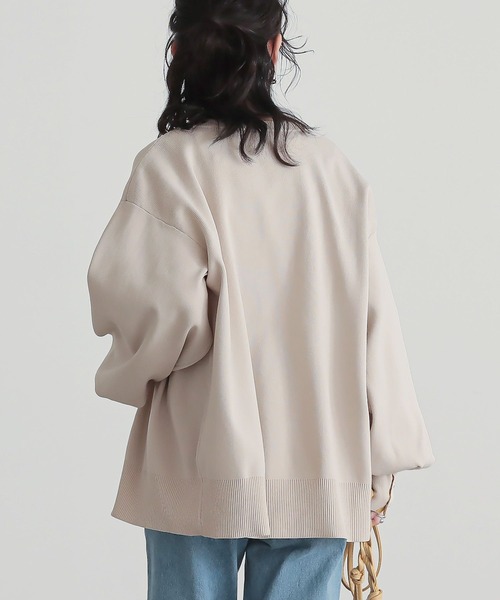 n'OrLABEL(ノアールレーベル)の「『ボリュームスリーブ配色カーディガン』(カーディガン/ボレロ・レディース・ブルー/ネイビー/アイボリー・FREE)」の8枚目の写真