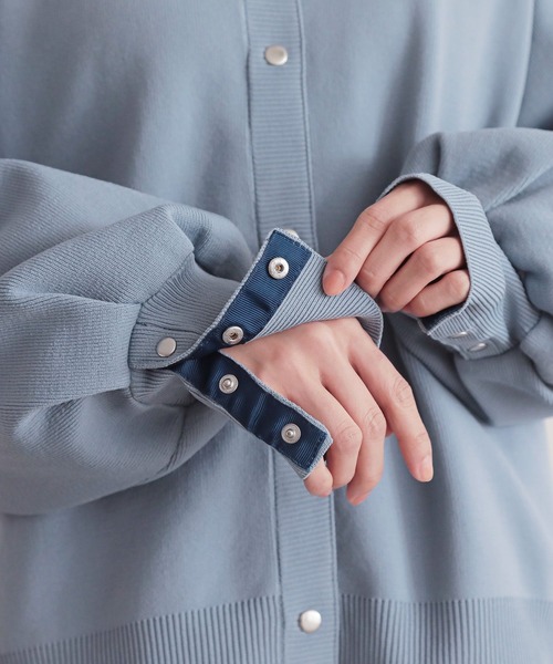 n'OrLABEL(ノアールレーベル)の「『ボリュームスリーブ配色カーディガン』(カーディガン/ボレロ・レディース・ブルー/ネイビー/アイボリー・FREE)」の18枚目の写真