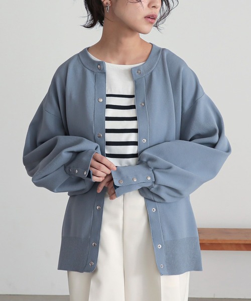 n'OrLABEL(ノアールレーベル)の「『ボリュームスリーブ配色カーディガン』(カーディガン/ボレロ・レディース・ブルー/ネイビー/アイボリー・FREE)」の11枚目の写真