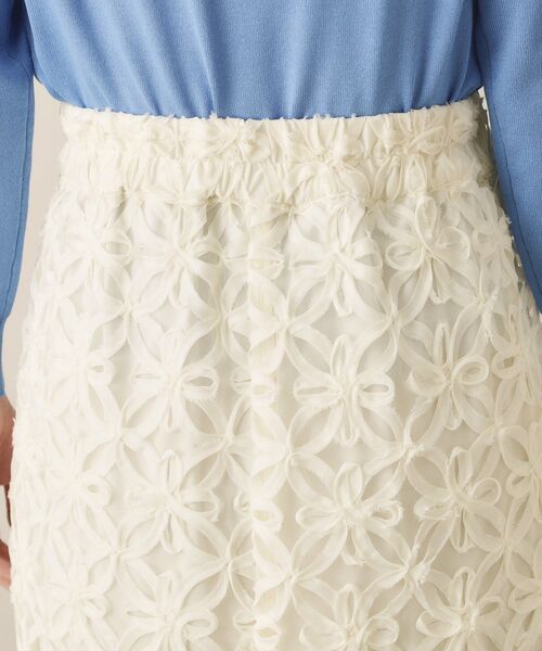 ITS'DEMO（イッツデモ）の「【手洗い可／ウエスト総ゴム】花チュールタイトスカート（スカート・レディース・ブラック/オフホワイト・00）」の15枚目の写真