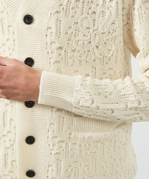 ABAHOUSE(アバハウス)の「【スカシ柄】インディゴヤーン接結カーディガン(カーディガン/ボレロ・メンズ・オフホワイト/インディゴブルー・46/48)」の11枚目の写真