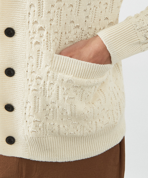 ABAHOUSE(アバハウス)の「【スカシ柄】インディゴヤーン接結カーディガン(カーディガン/ボレロ・メンズ・オフホワイト/インディゴブルー・46/48)」の15枚目の写真