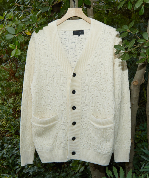 ABAHOUSE(アバハウス)の「【スカシ柄】インディゴヤーン接結カーディガン(カーディガン/ボレロ・メンズ・オフホワイト/インディゴブルー・46/48)」の4枚目の写真