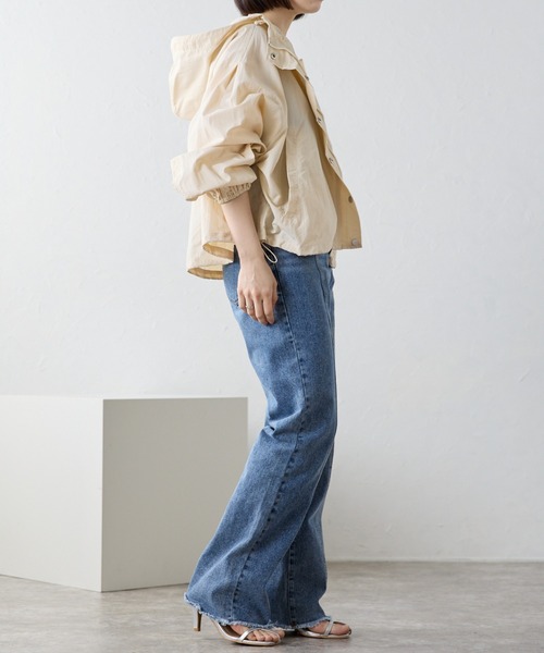 ap retro(アプレトロ)の「ボリュームスリーブマウンテンパーカー / ナイロンジャケット(マウンテンパーカー・レディース・ホワイト/ブルー/アイボリー/ベージュ/ブラック・FREE)」の20枚目の写真