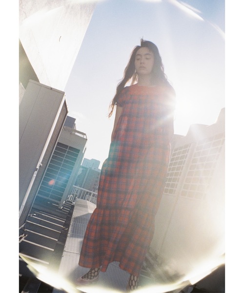 k*o様 HOLIDAY ホリデイレースチェックパフロングドレス ワンピース HOLIDAY（ホリデイ）の「KUMA LACE CHECK PUFF LONG DRESS クマレース