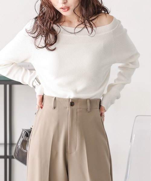 La-gemme(ラジェム)の「2WAYリブニットトップス(Tシャツ/カットソー・レディース・ブラック/ホワイト/グレー/ベージュ・フリー)」の5枚目の写真