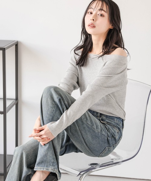 La-gemme(ラジェム)の「2WAYリブニットトップス(Tシャツ/カットソー・レディース・ブラック/ホワイト/グレー/ベージュ・フリー)」の16枚目の写真