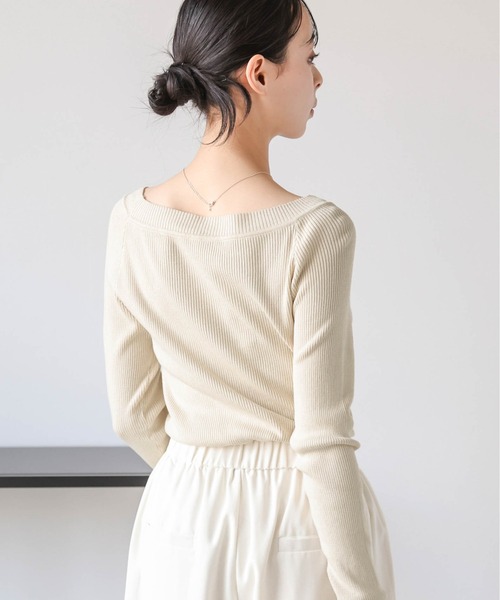 La-gemme(ラジェム)の「2WAYリブニットトップス(Tシャツ/カットソー・レディース・ブラック/ホワイト/グレー/ベージュ・フリー)」の20枚目の写真